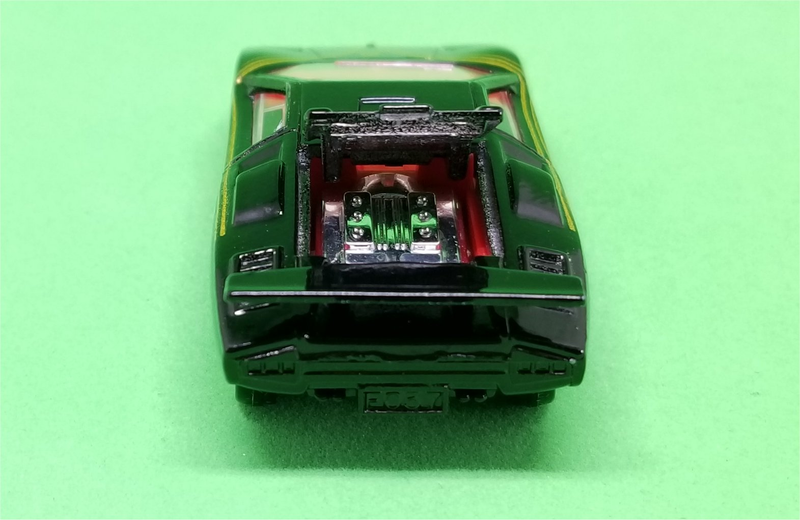 Illustration for article titled LaLD Running of the Bulls 2018: Tomica Lamborghini Countach LP500S